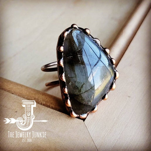 Duele Labradorite Ring