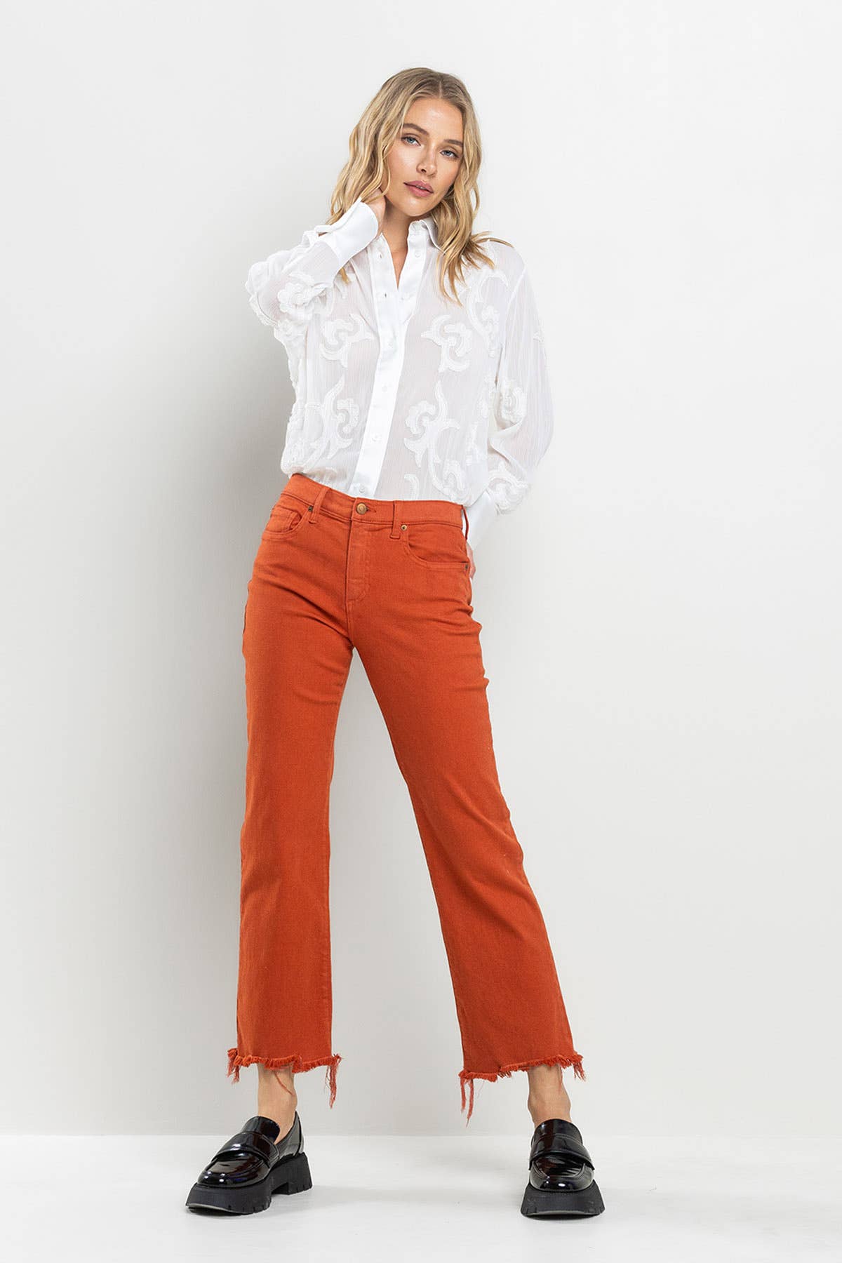 Fall Arrived Mid Rise Straight In Rooibos Tea with Frayed Hem Jeans