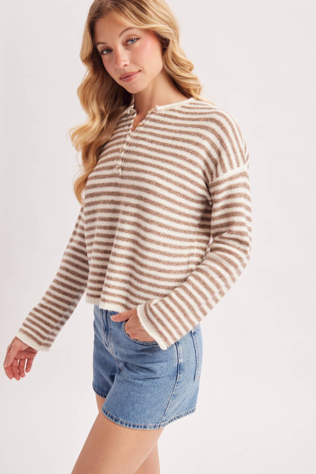 RELAXED STRIPE HENLEY KNIT PULLOVER