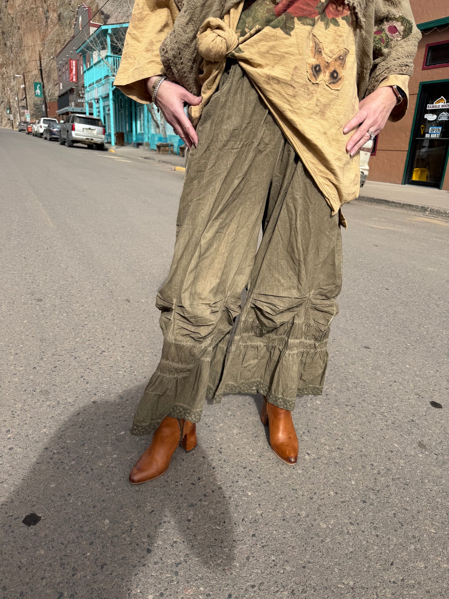 Gather Together Bloomers - Chocolate