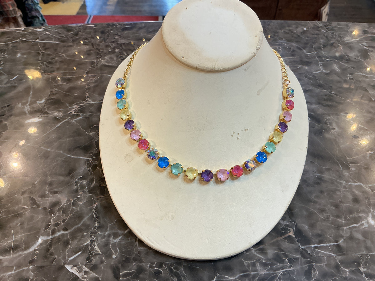 Amethyst hills sparkle necklace