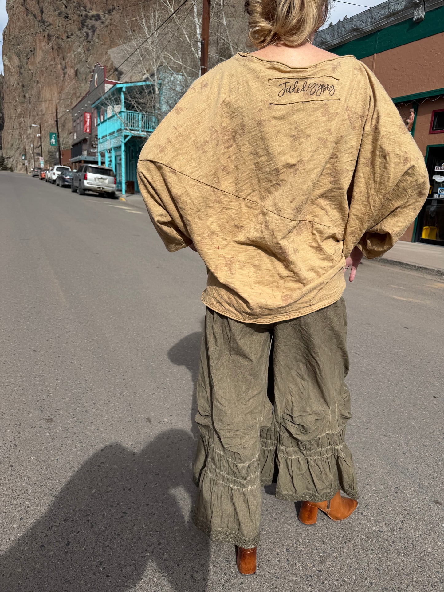 Be Free Top - Full Luck