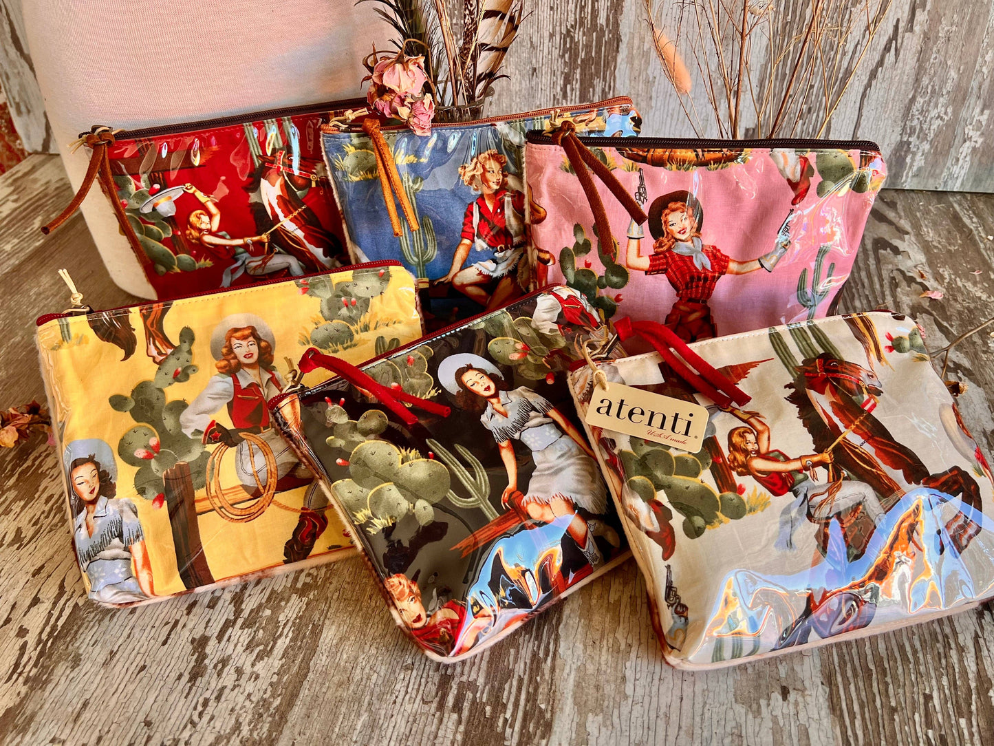 "Western" Pinup Cowgirl Accessory Pouch