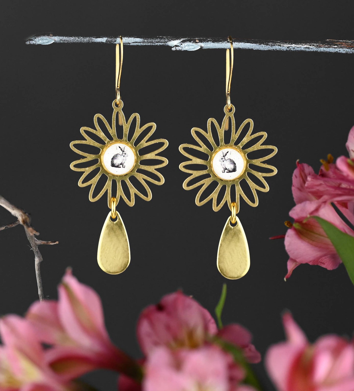 Flower & Petal Drop w/ Picture Earrings (butterfly)