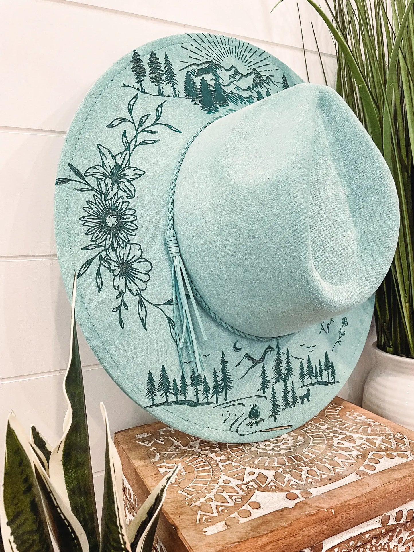 Engraved Floral Mountain Hat