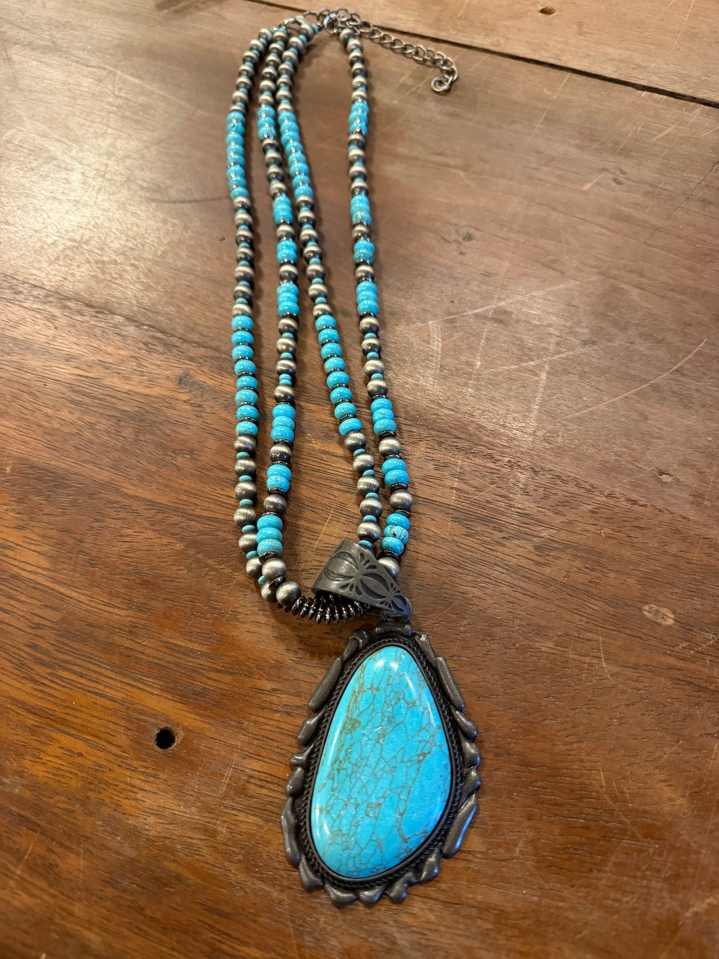 Randy Turquoise Necklace
