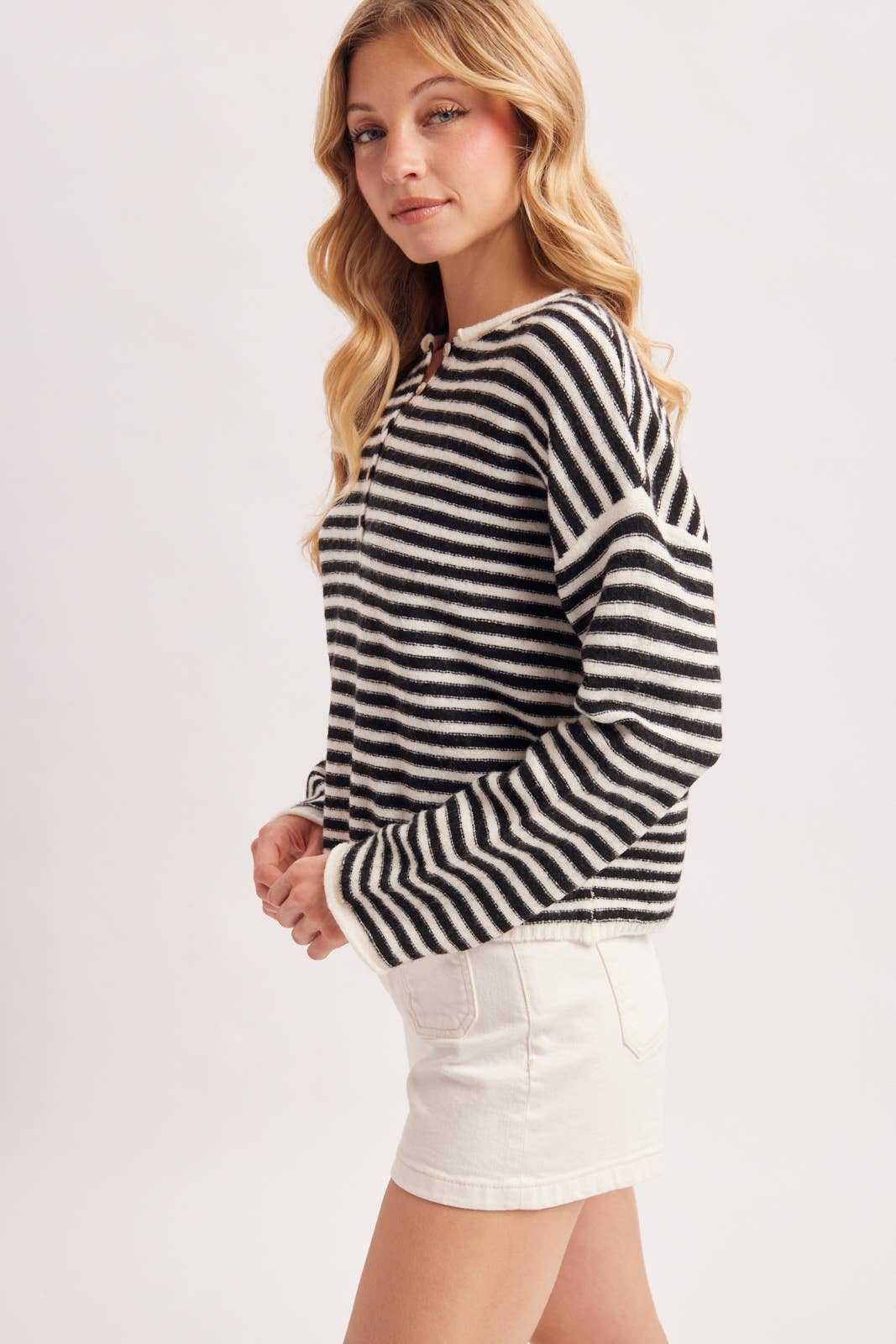 RELAXED STRIPE HENLEY KNIT PULLOVER