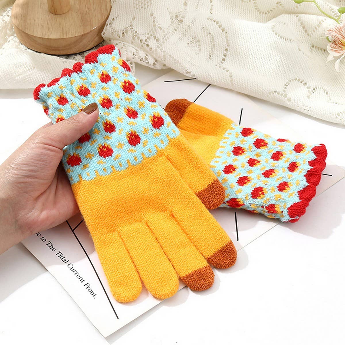Mix-Match Knit Gloves
