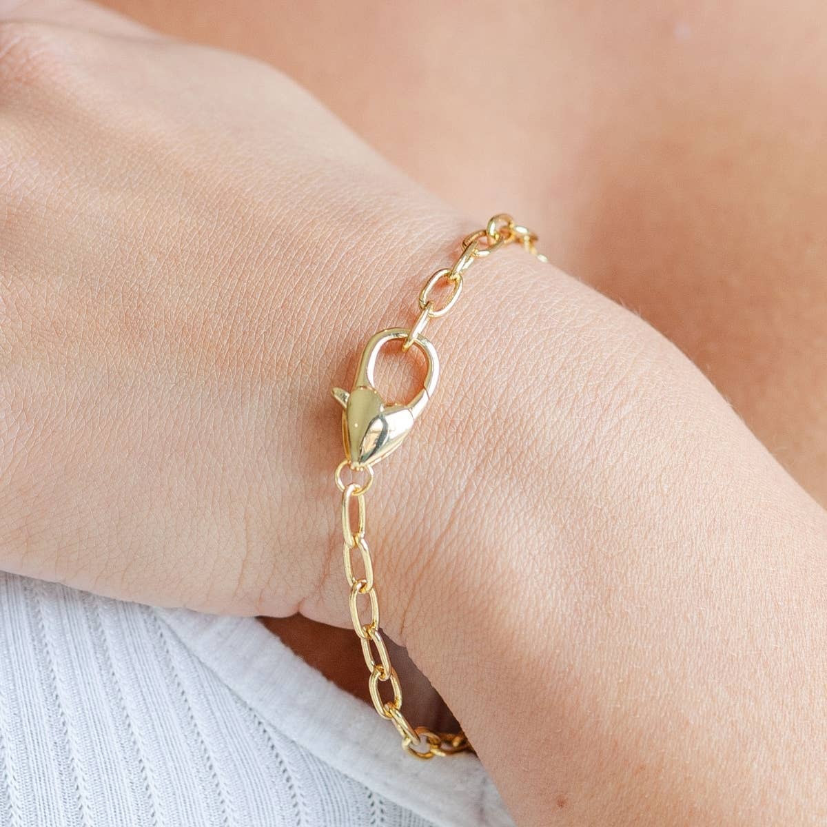 Oval Link Chain Bracelet with Heart Clasp