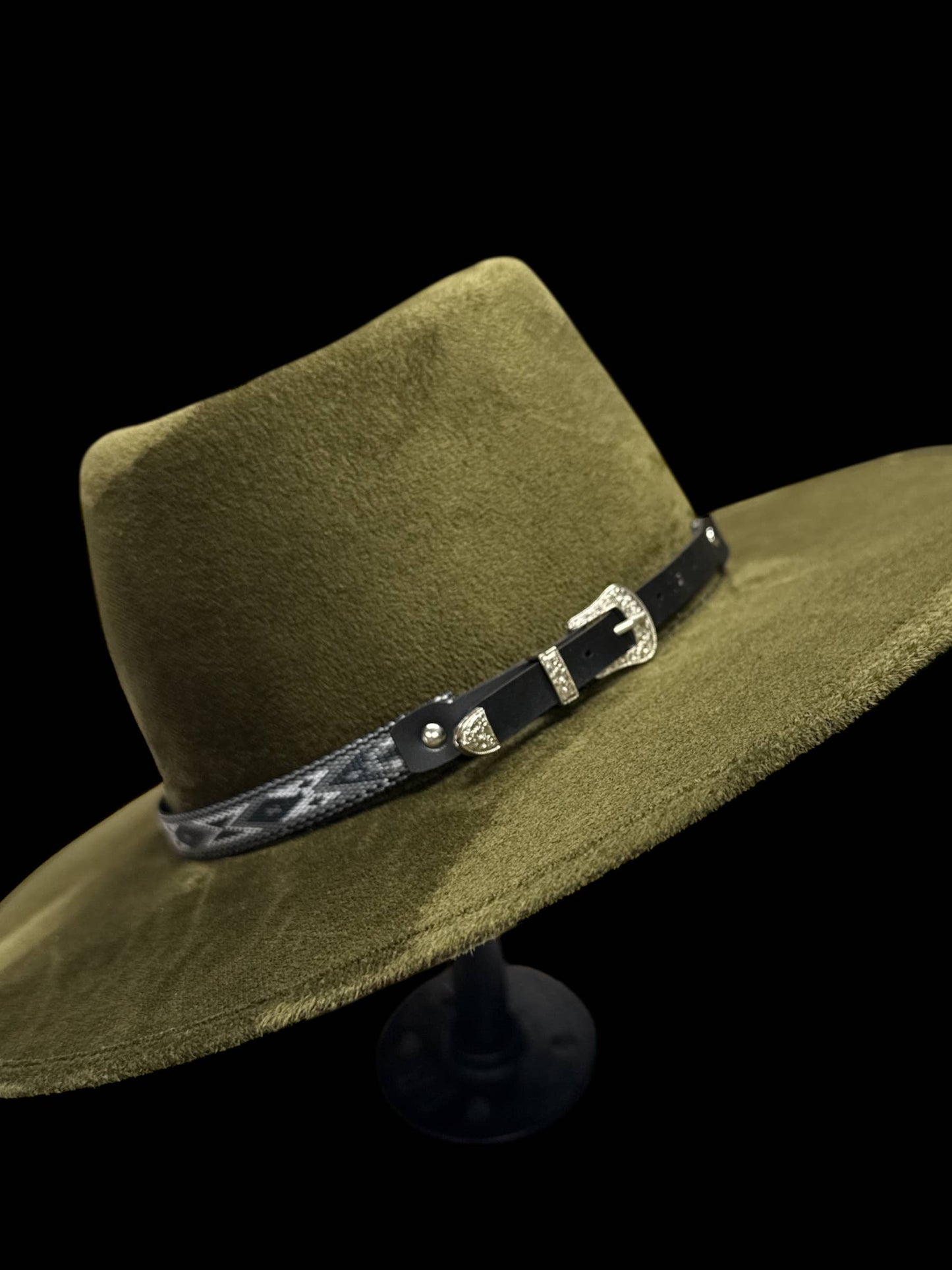 Fabric buckle band 