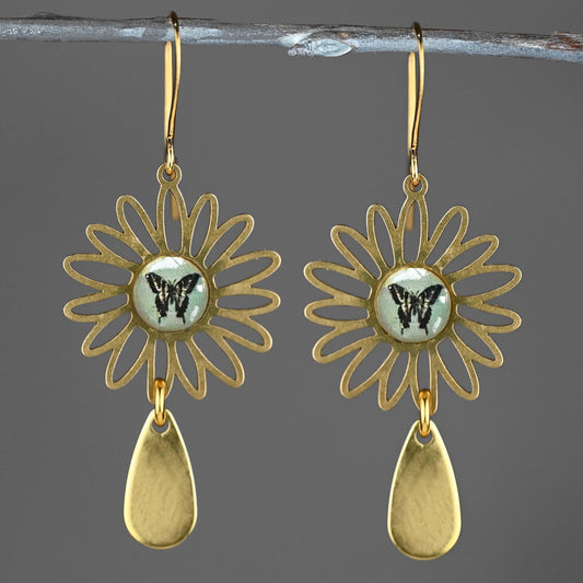 Flower & Petal Drop w/ Picture Earrings (butterfly)