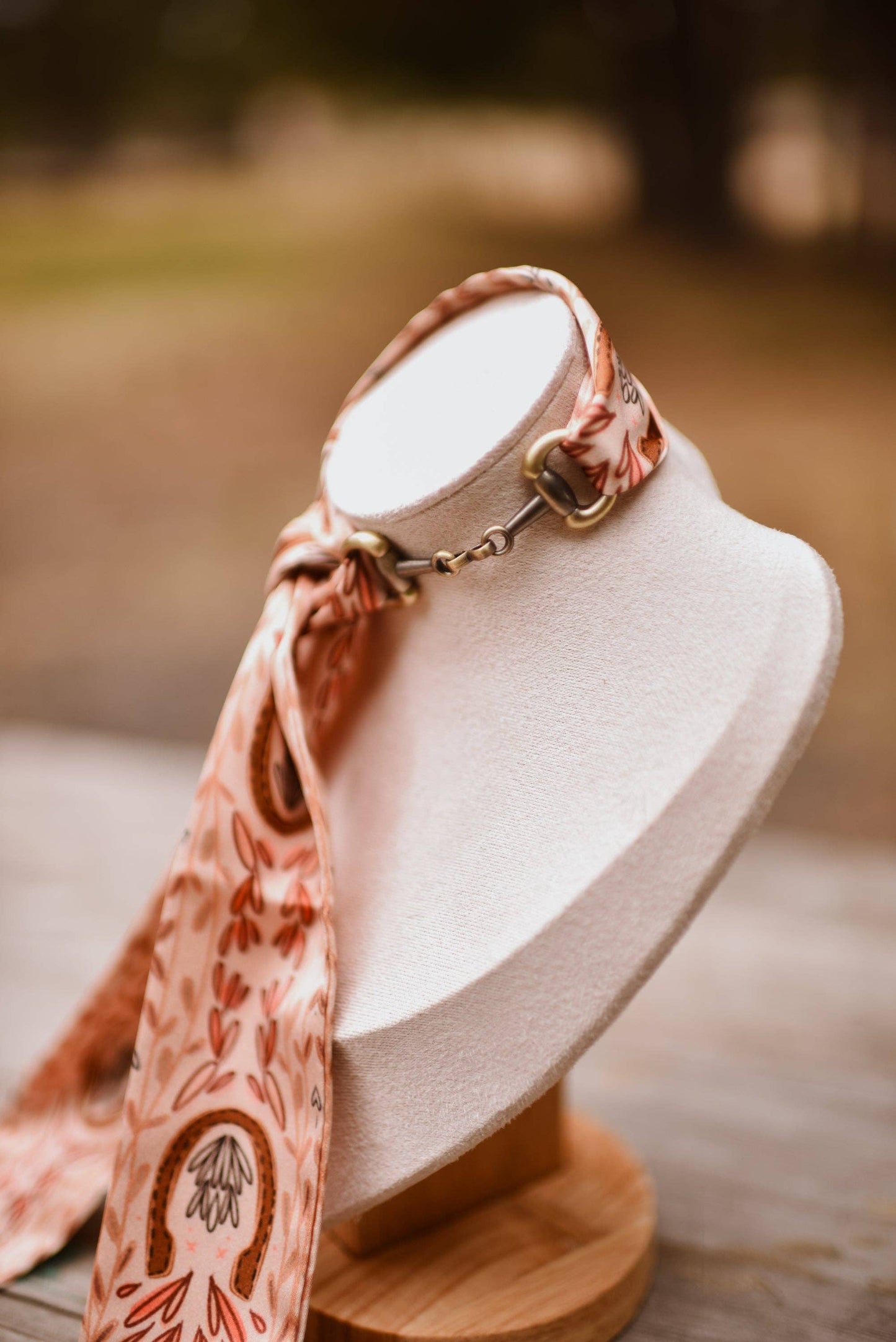 Snaffle Bit Scarf Slide