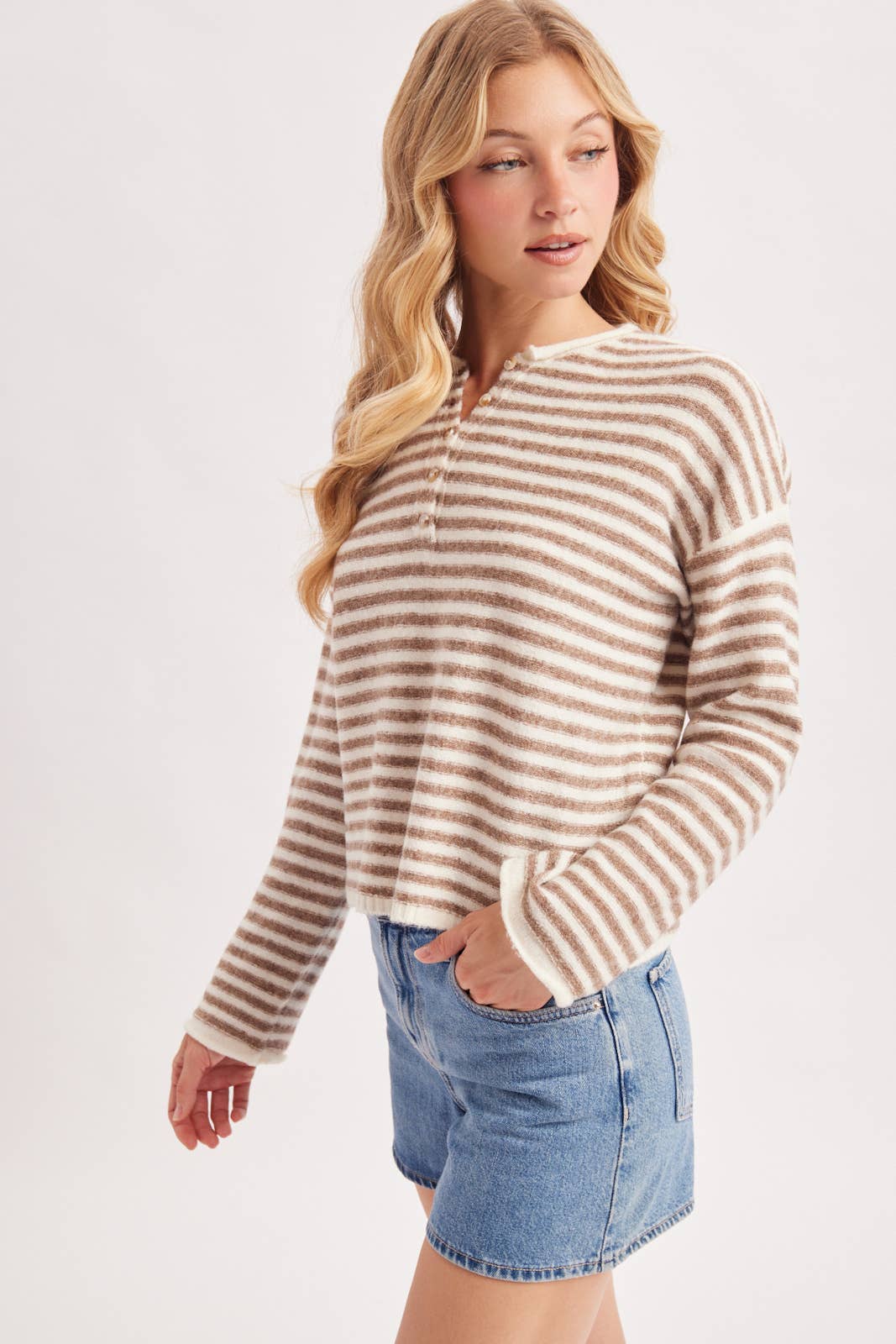 RELAXED STRIPE HENLEY KNIT PULLOVER