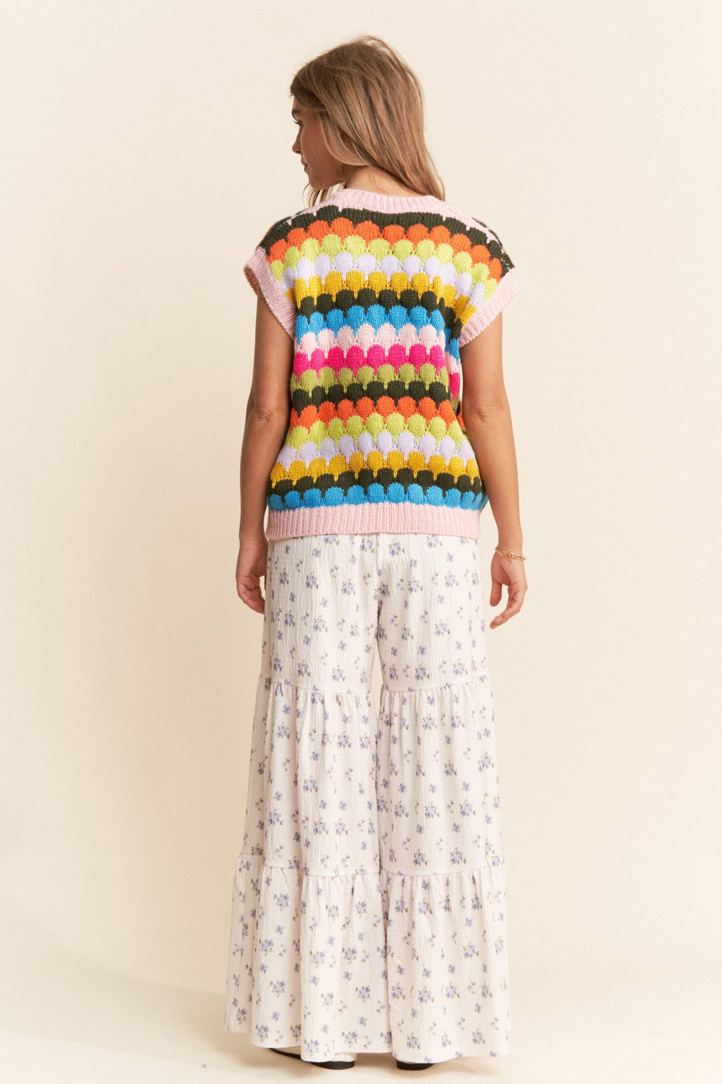 Mulitcolor Fish Scales Design Knit Vest