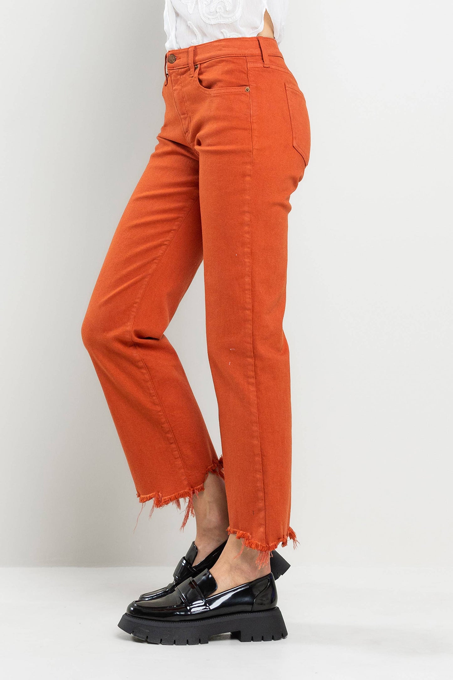 Fall Arrived Mid Rise Straight In Rooibos Tea with Frayed Hem Jeans