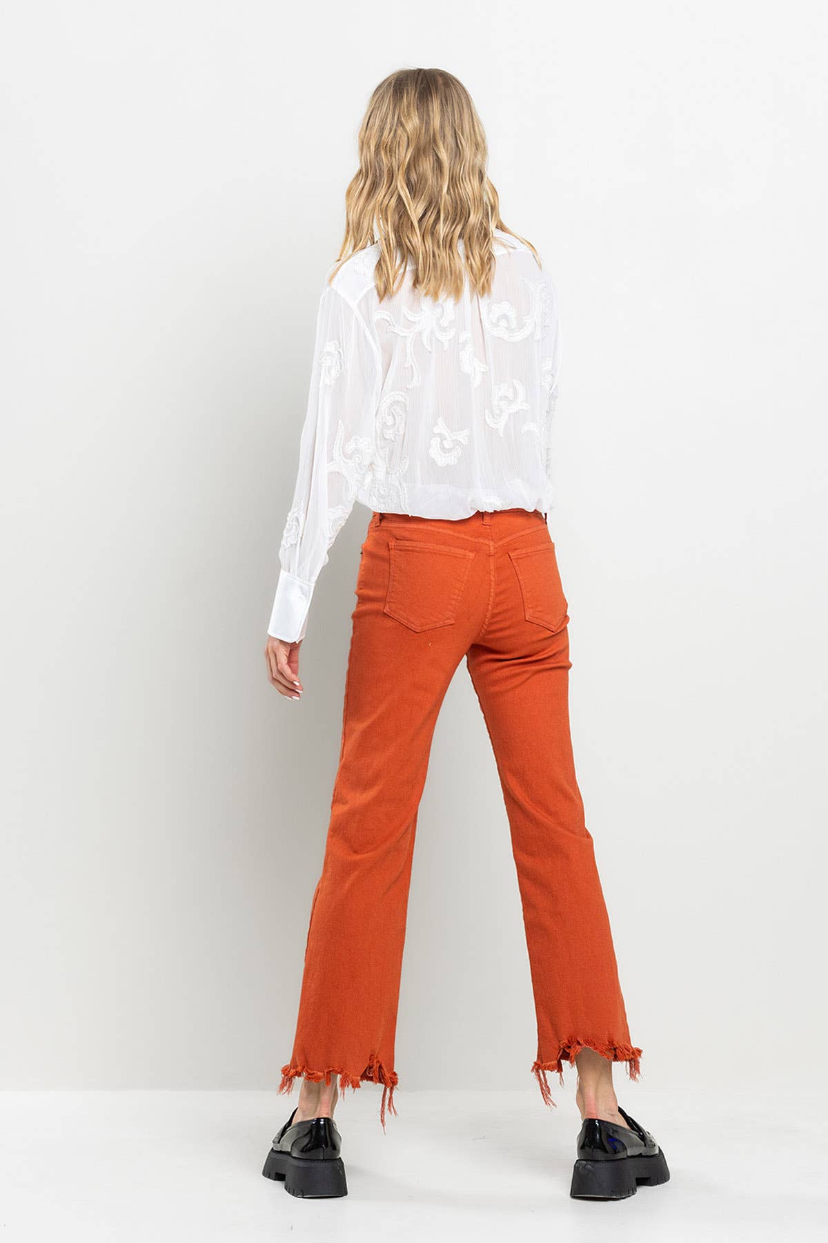 Fall Arrived Mid Rise Straight In Rooibos Tea with Frayed Hem Jeans